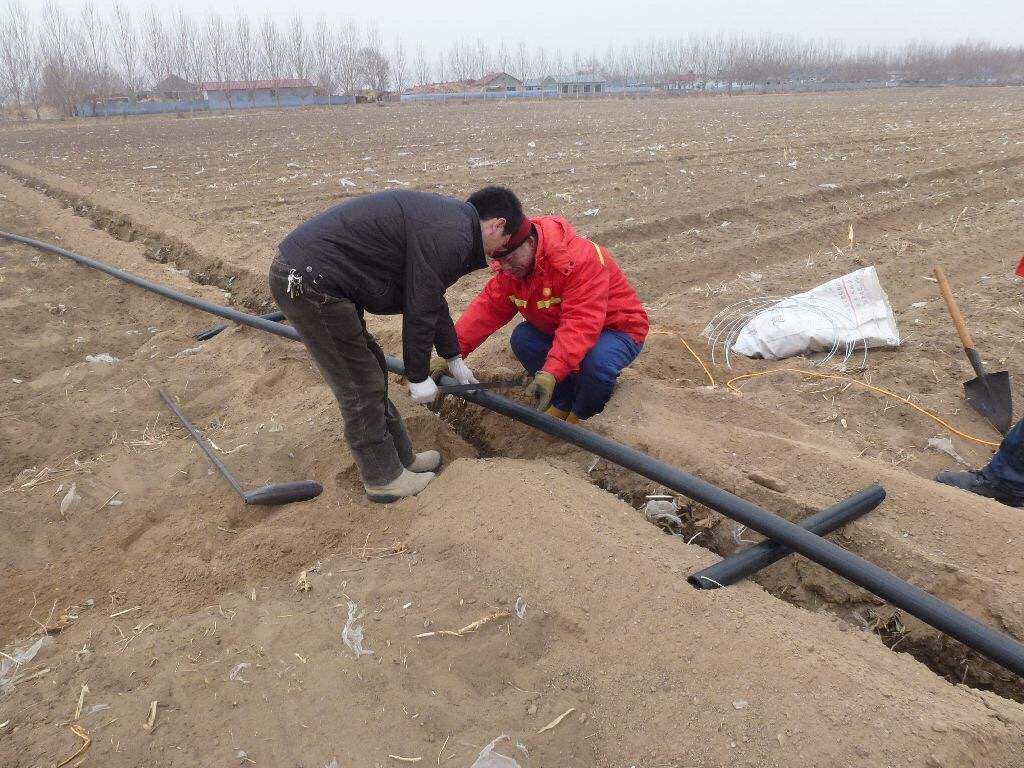 农村低压灌溉工程施工现场